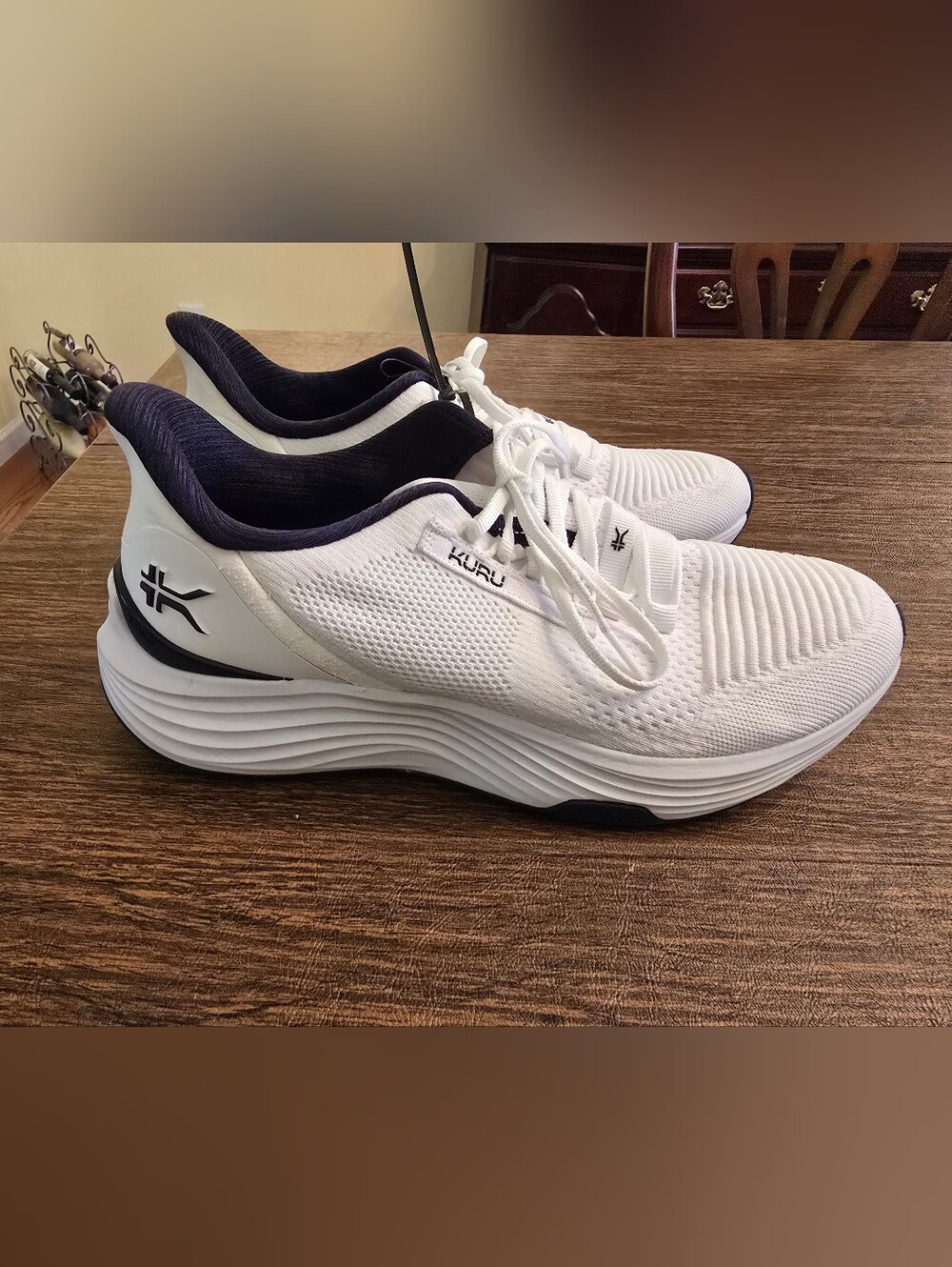 NWOB KURU Atom 2 Men’s White Athletic Sneakers with Blue Trim - 10